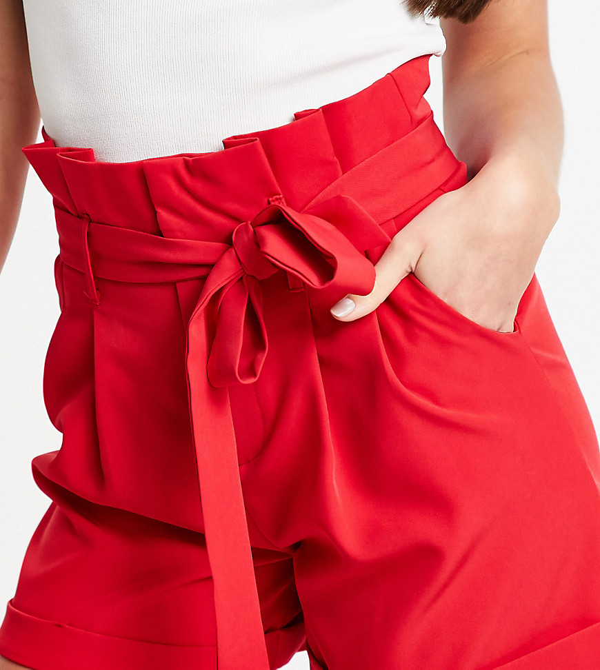 Unique21 Tall – Schmal geschnittene Shorts in Rot