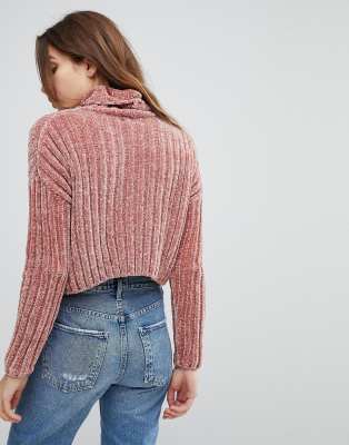cropped knitwear