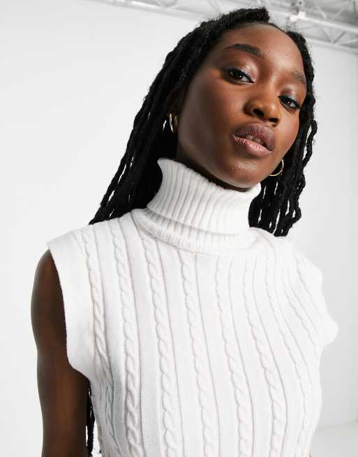 Cable-Knit Sleeveless Sweater