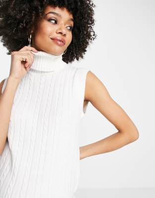 cable knit sleeveless turtleneck