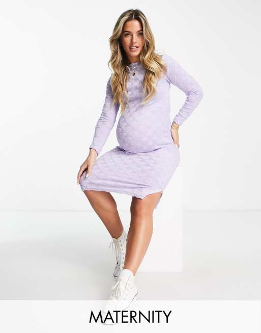 Urban Bliss Maternity – Liliowa sukienka midi we wzór w serca