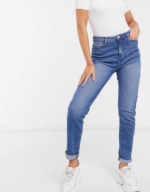 Urban Bliss mom jeans in mid wash