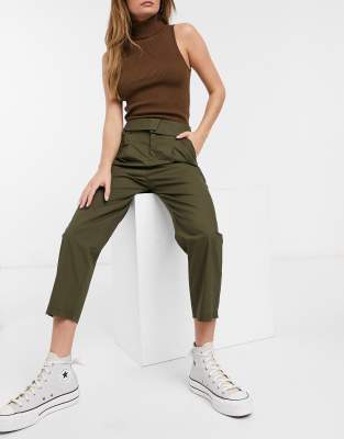 chaussure avec pantalon carotte