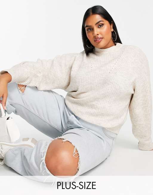 Urban Bliss Plus – Beżowy sweter z balonowymi rękawami