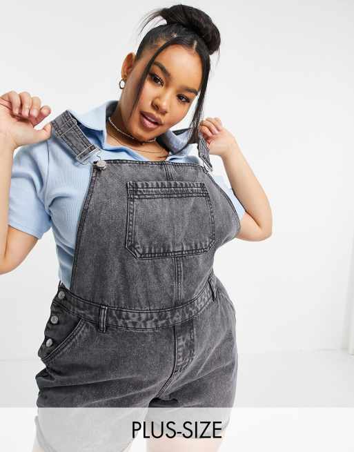 Urban Bliss Plus dungaree short in wash black