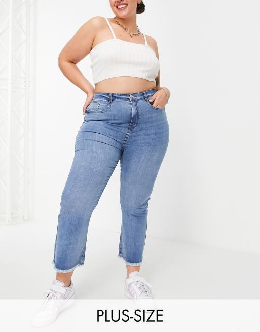 https://images.asos-media.com/products/urban-bliss-plus-high-rise-cropped-flared-jeans-in-bleach-wash/23429708-1-bleachwash?$n_640w$&wid=513&fit=constrain