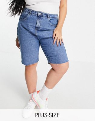 Urban Bliss Plus high waisted longline short in mid wash