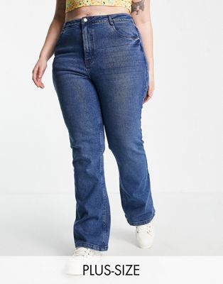 URBAN BLISS PLUS STRAIGHT FLARE JEANS IN MID WASH BLUE