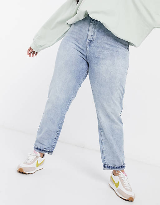  Urban Bliss Plus straight leg jeans in mid wash blue 
