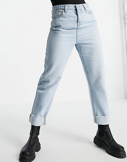 Women Urban Bliss relaxed straight leg jeans with turn up in bleach wash 