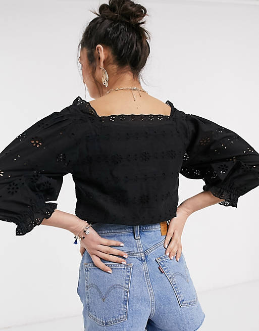 Women Shirts & Blouses/Urban Bliss rouched tie front top in broiderie in black 