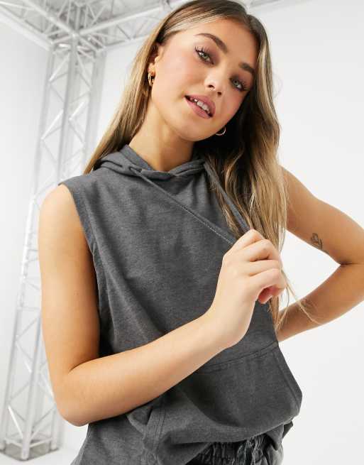 Urban Bliss set sleeveless hoodie in gray