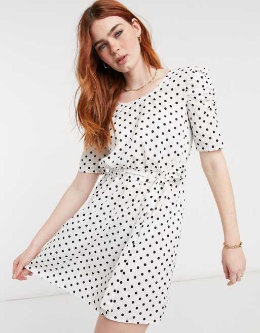 Urban Bliss - Vestito con maniche plissettate e scollo rotondo a pois