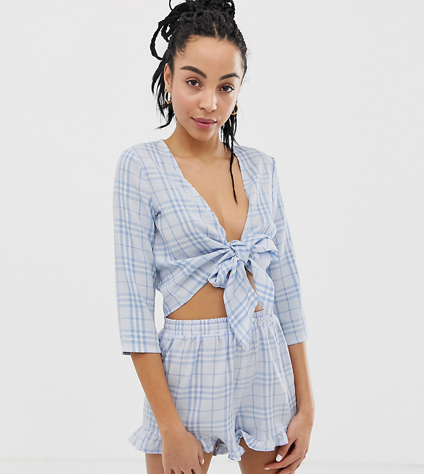 Urban Bliss wrap front gingham crop top-Blue
