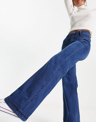 Urban Classics vintage flared jeans in midstone washed
