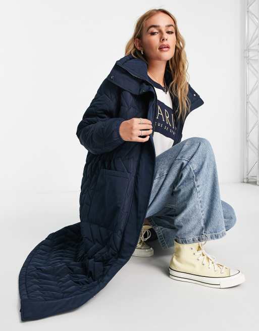 Urban Code longline puffer coat with zigzag quilt in navy | ASOS