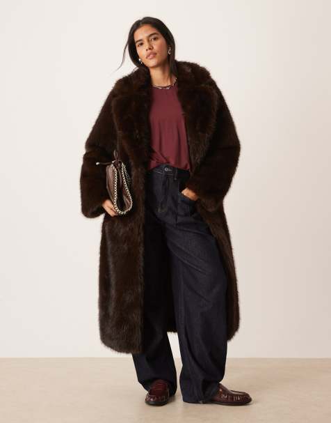 Urban Code - Manteau ceinturé en fausse fourrure - Marron - view 1