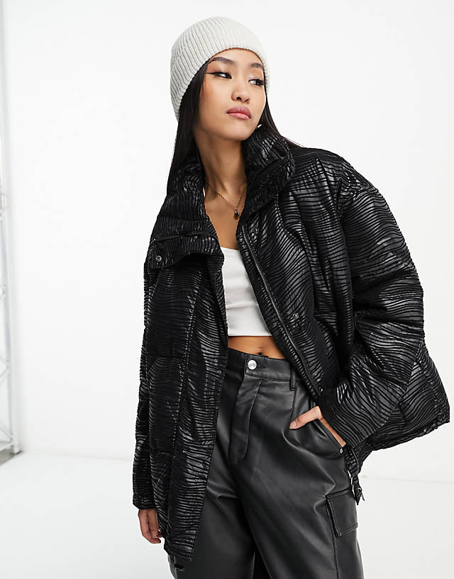Urbancode - Urban Code oversized puffer jacket with textured flocking in black
