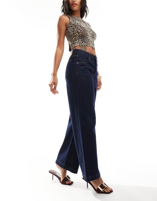 Urban Revivo - Baggy jeans met lage taille in indigoblauw