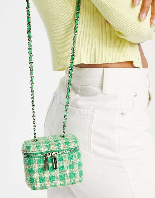 Urban Revivo Borsa a tracolla in tweed verde a quadri ASOS