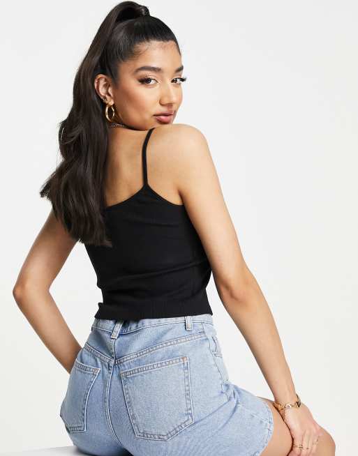 Urban Revivo cami top in black, 2 of 4