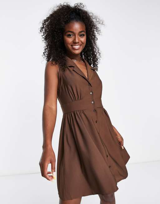 Sleeveless Cinch-Waist Dress