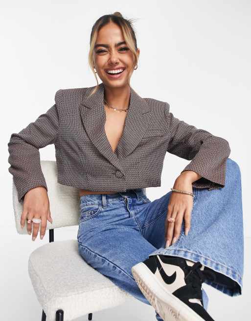 Urban Revivo - Cropped blazer i ternet print - Del af sæt