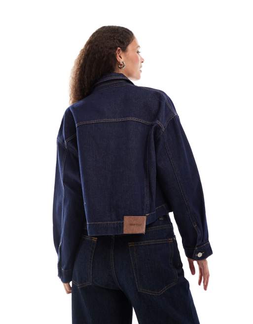 Urban Revivo cropped boxy denim jacket in indigo blue | ASOS