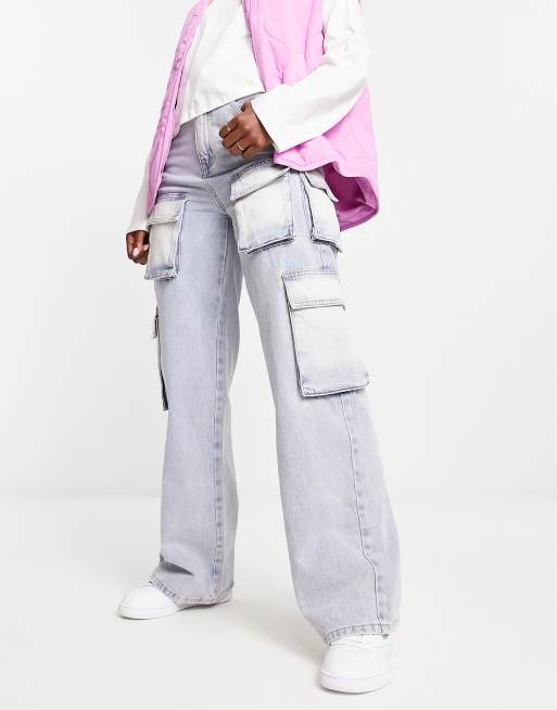 Urban Revivo - Denim cargojeans met rechte pijpen en zak in blauw