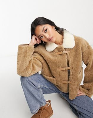 Urban Revivo faux fur cropped jacket with collar in camel