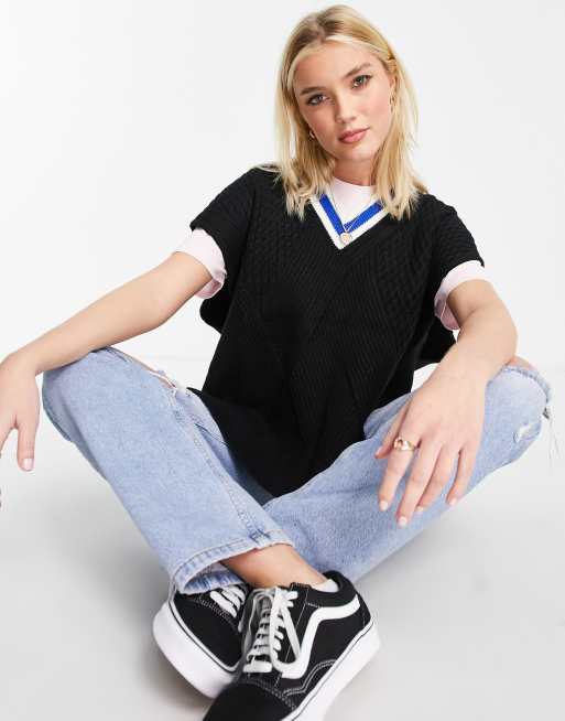 Urban Revivo - Gebreide spencer in collegestijl in blauw