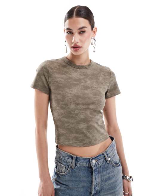 Urban Revivo – Grå, stentvättad och kort t-shirt