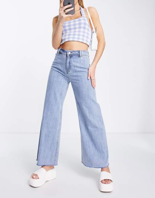 Urban Revivo - Jeans met wijde pijpen in lichtblauw
