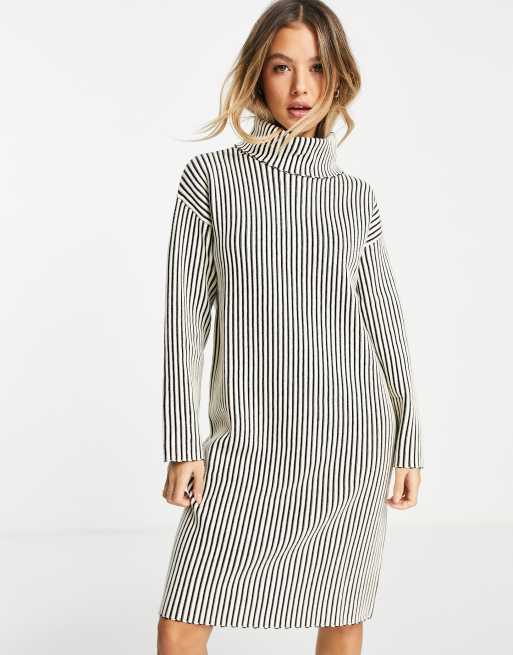 Urban Revivo knitted midi dress in white stripe, 3 of 4