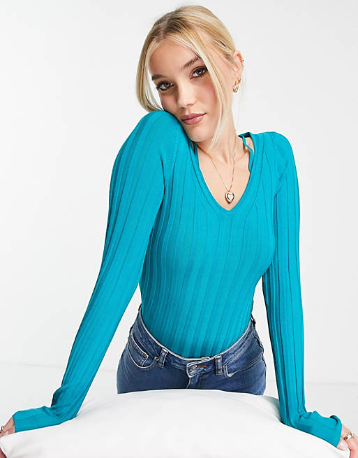 Urban Revivo long sleeve knitted top in blue
