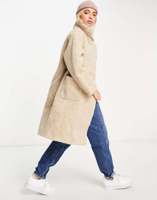 Urban Revivo Manteau mi long en tissu duveteux Beige