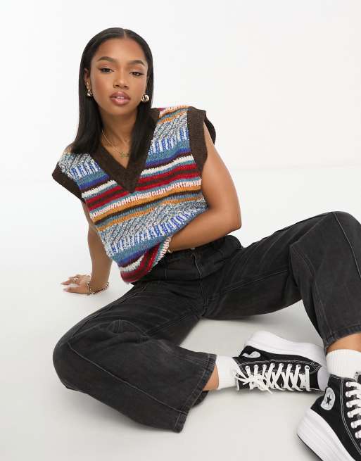 Urban Revivo – Mehrfarbiger, ärmelloser Boxy-Pullover mit Streifen 