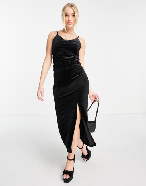 Urban Revivo - Midi cami-jurk met split aan de voorkant in zwart