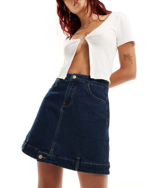 Urban Revivo - Minigonna in denim indaco svasata 