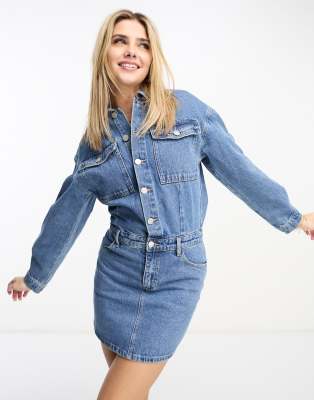 Urban Revivo - Minikleid aus Jeansstoff in Blau