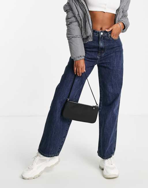 Urban Revivo – Niebieskie jeansy o fasonie baggy
