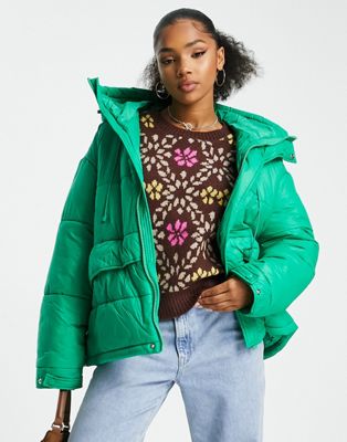 Urban Revivo padded puffer jacket with hood in green