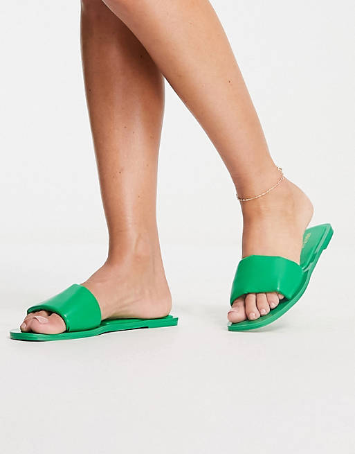 Geheugen nadering namens Urban Revivo - Platte sandalen in groen | ASOS