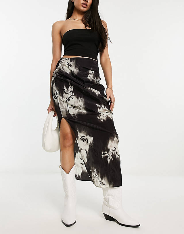 Urban Revivo - printed satin slip midi skirt in black