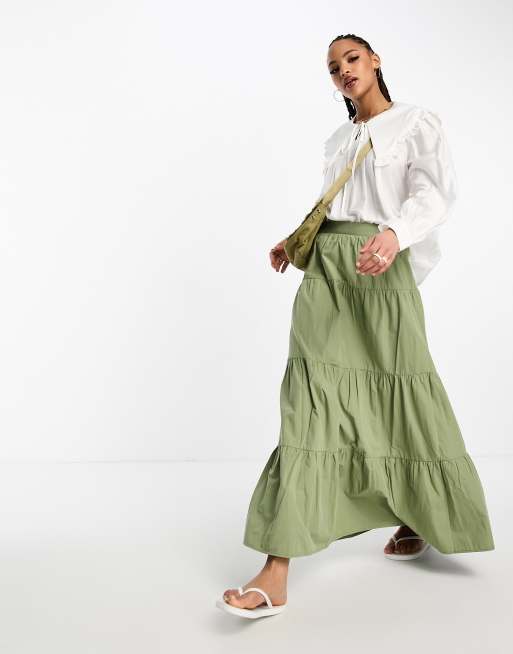 Urban Revivo puff sleeve shirt with oversized collar in white, 3 of 4