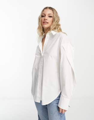 Urban Revivo Urban Revivo relaxed shirt in white