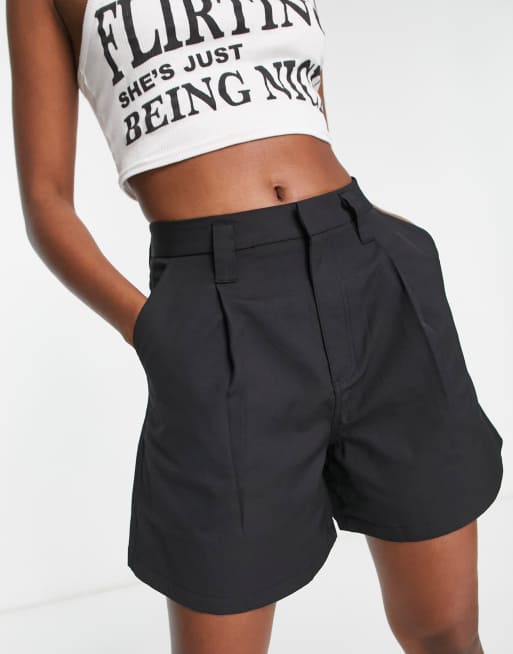 Urban Revivo relaxed tailored shorts in black | ASOS