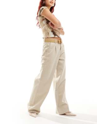 Urban Revivo relaxed wide leg trousers in beige-Neutral