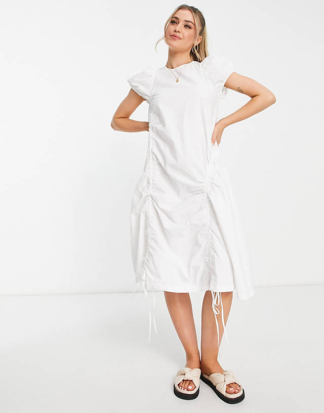 Urban Revivo - ruched detail smock midi dress in off white