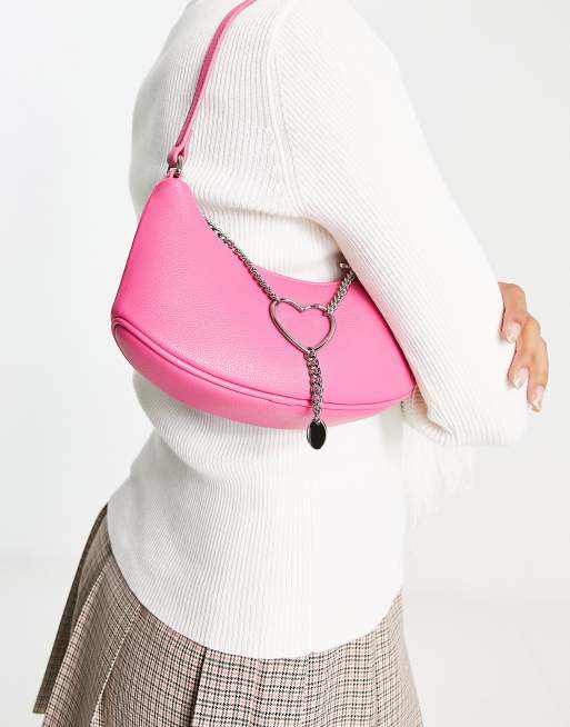 Urban Revivo - Sac porté épaule incurvé avec chaîne ornée d'un cœur - Rose